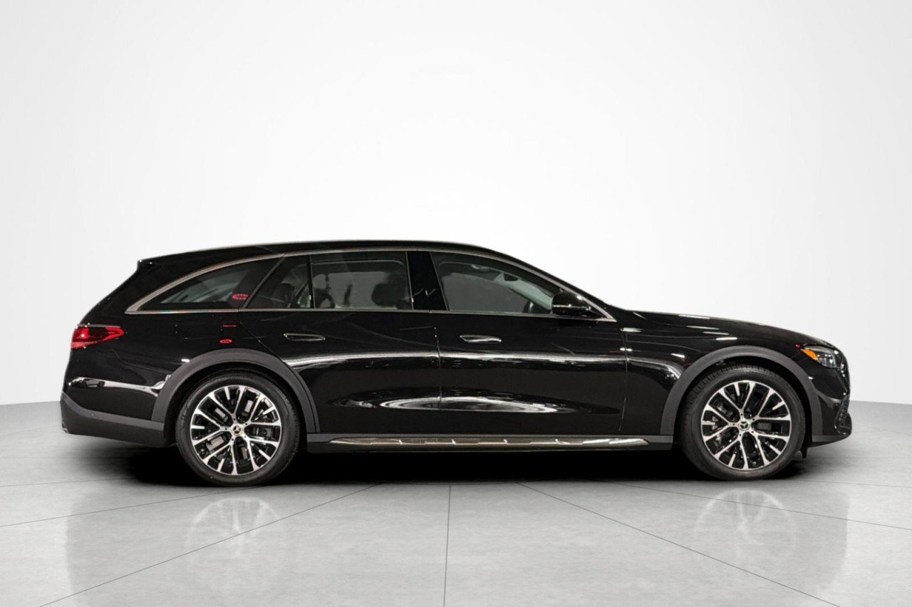Used 2026 OBSIDIAN BLACK METAL Mercedes-Benz E 450 image 6