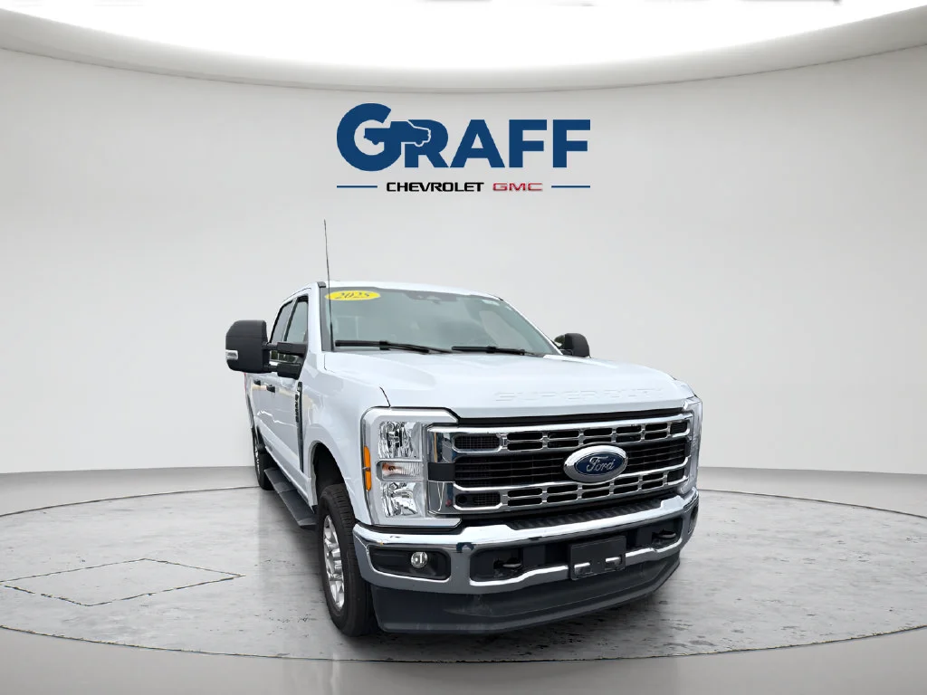 2025 Ford F-250 Super Duty XLT - Photo 10