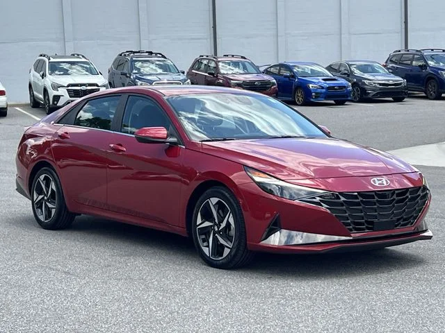 Used 2023 Red Hyundai Limited image 15