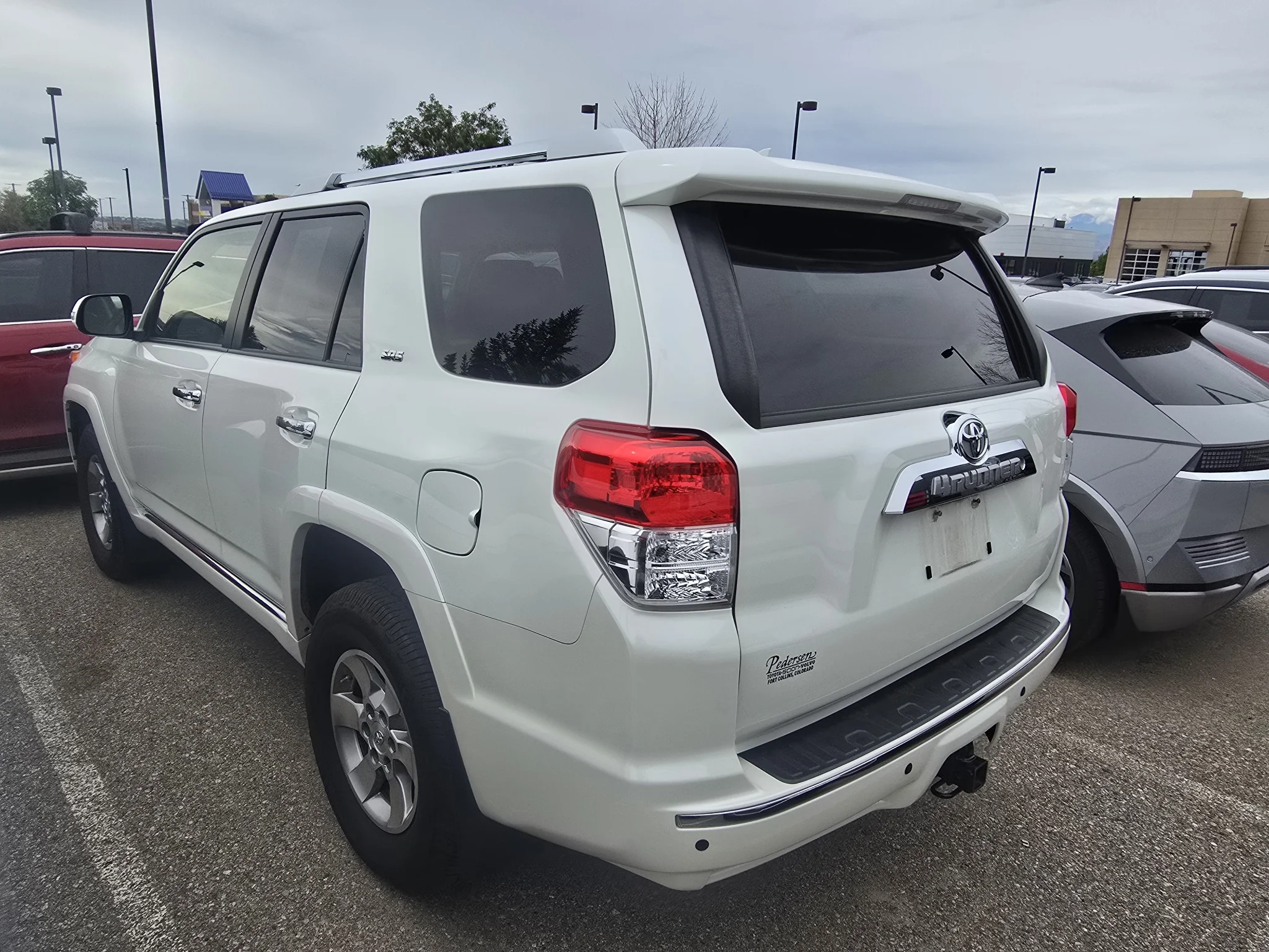 Used 2013 Blizzard Pearl Metallic Toyota SR5 image 14