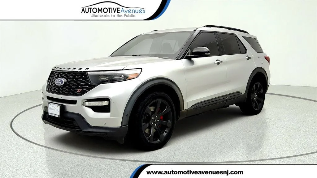 Used 2021 Iconic Silver Metallic Ford ST 4WD w/ ST High-Performance Pack, Moonroof & Premium Tech image 1