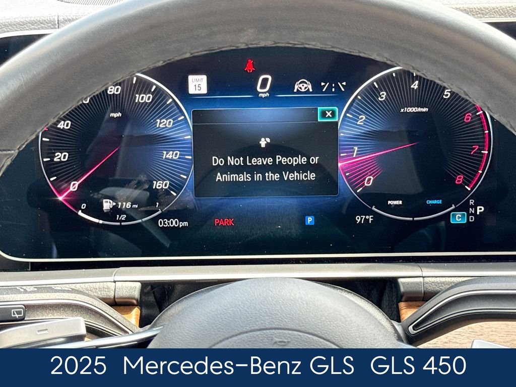 Used 2025  Mercedes-Benz GLS 450 image 3