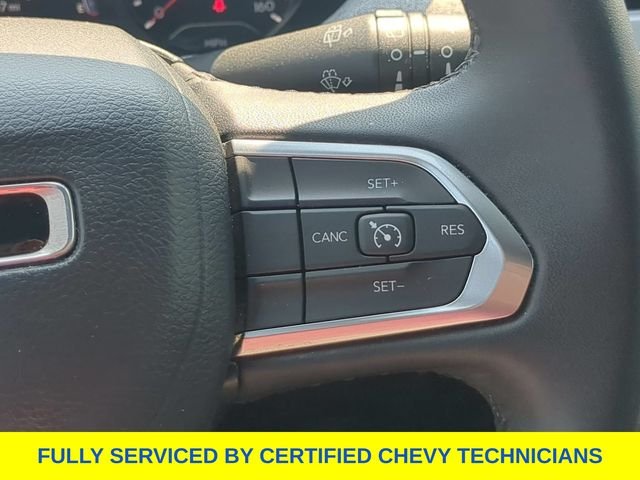 Used 2024 Gray Jeep Latitude image 28