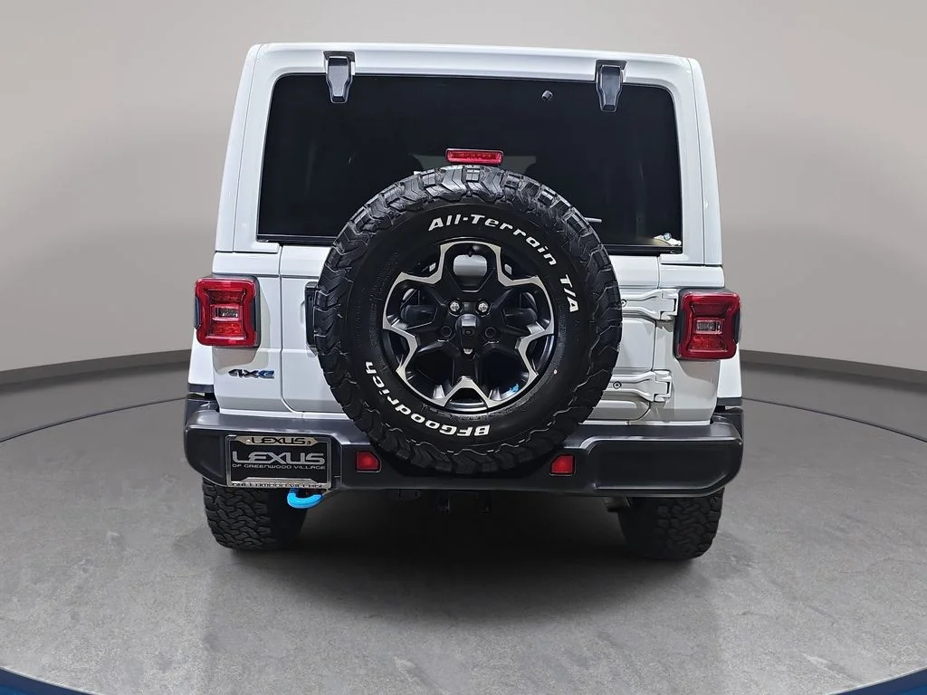 Used 2021 White Jeep Unlimited Rubicon 4xe image 7