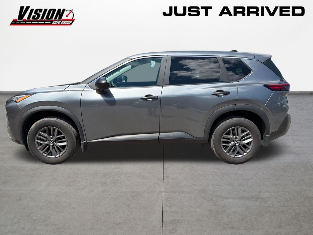 Used 2023 Gray Nissan S image 8