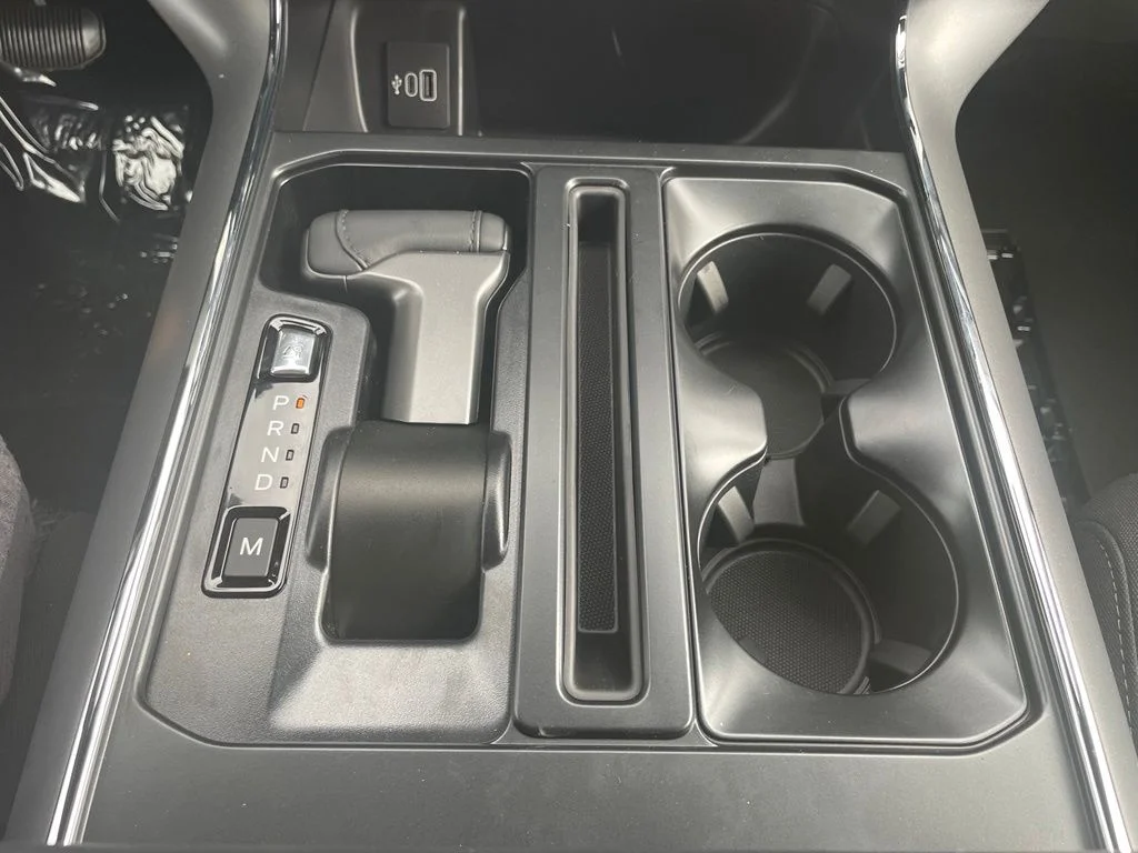New 2026 Carbonized Gray Metallic Ford XLT image 23