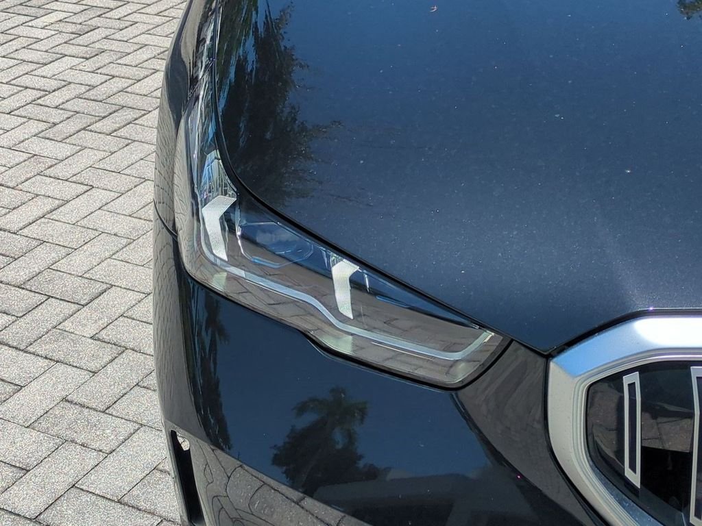 2026 BMW 5 Series 530i - Photo 10
