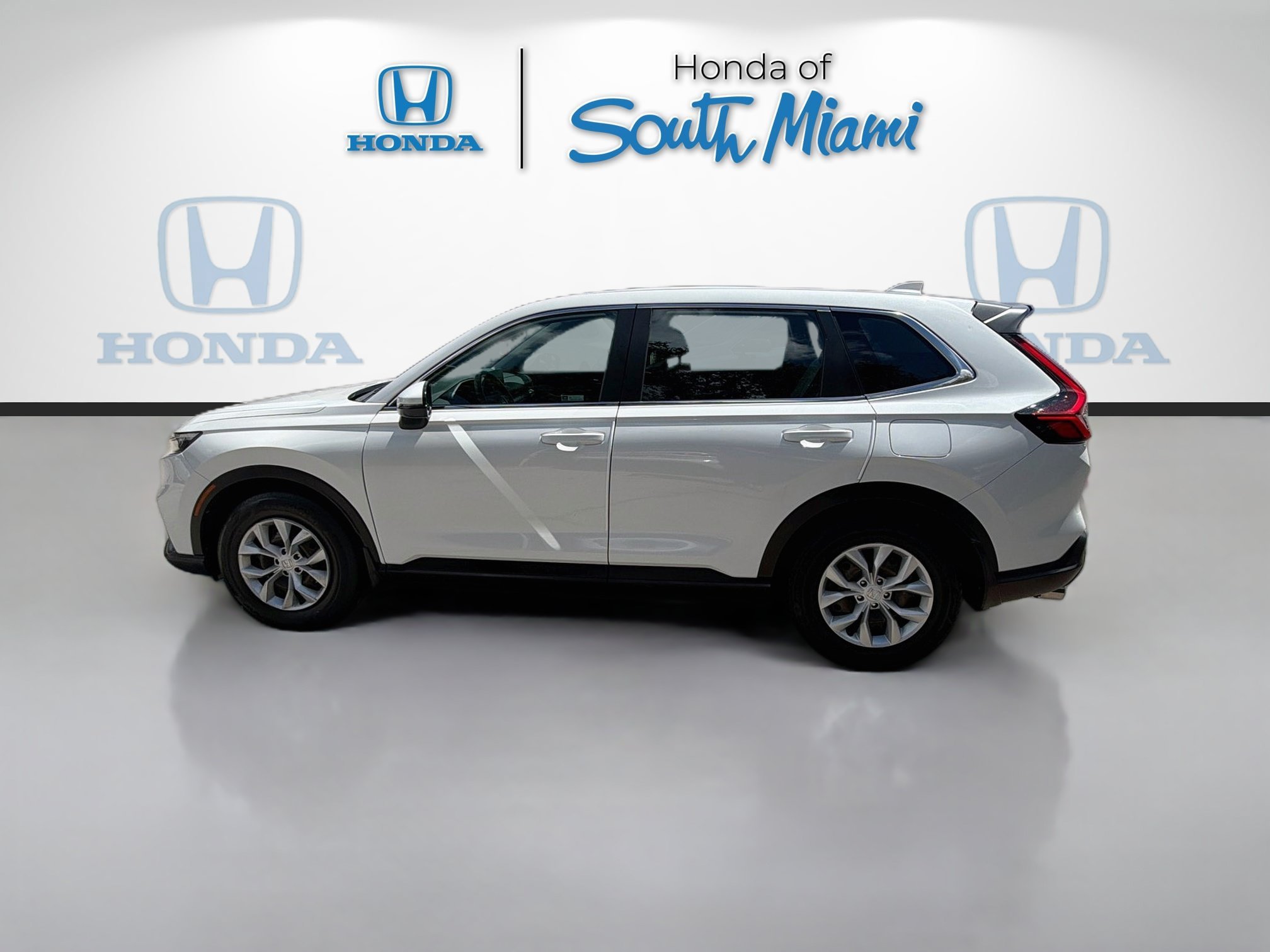 Used 2024  Honda LX image 4