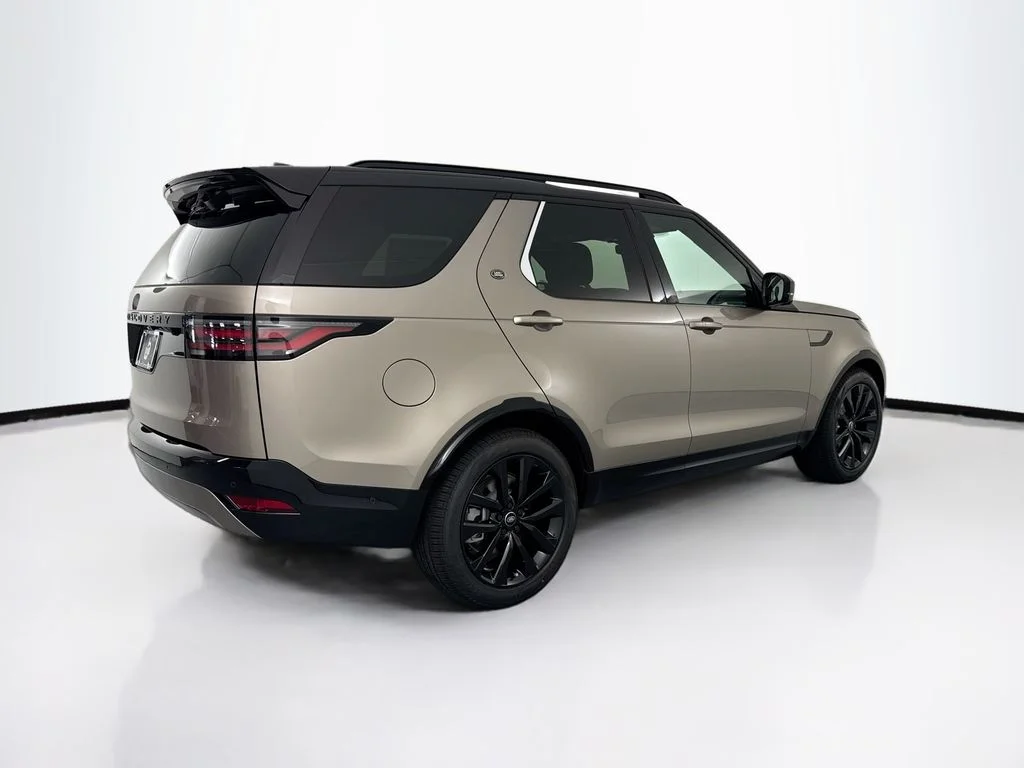 New 2026 Lantau Bronze Land Rover Dynamic SE image 5