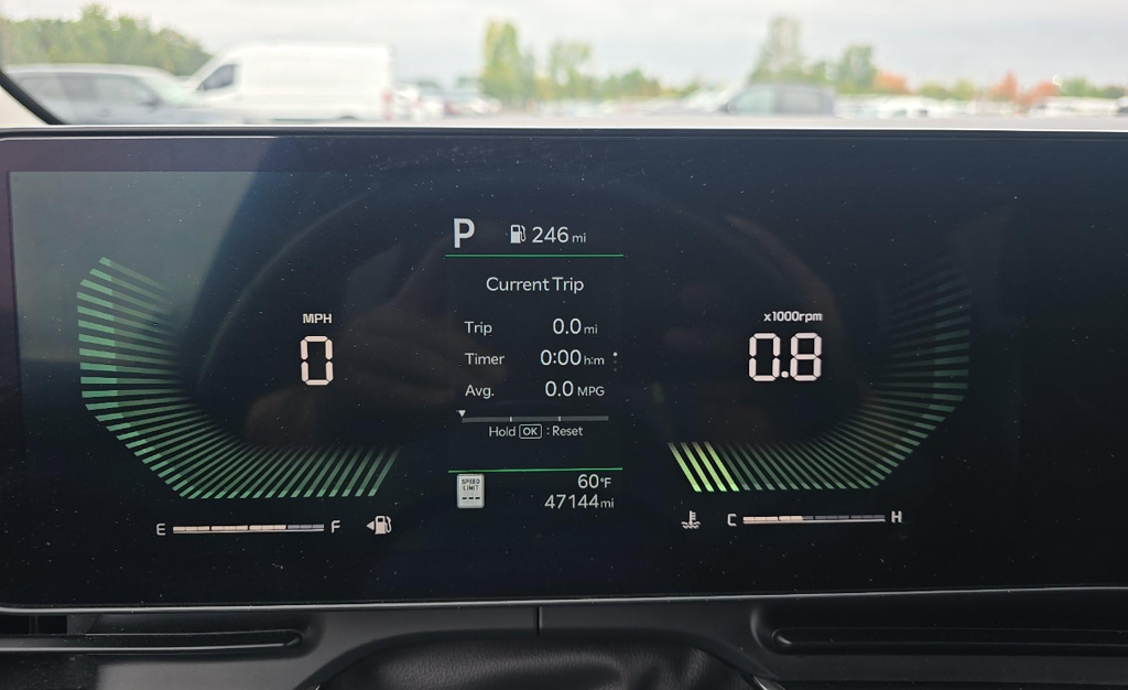 Certified Used 2025  Kia LXS image 13