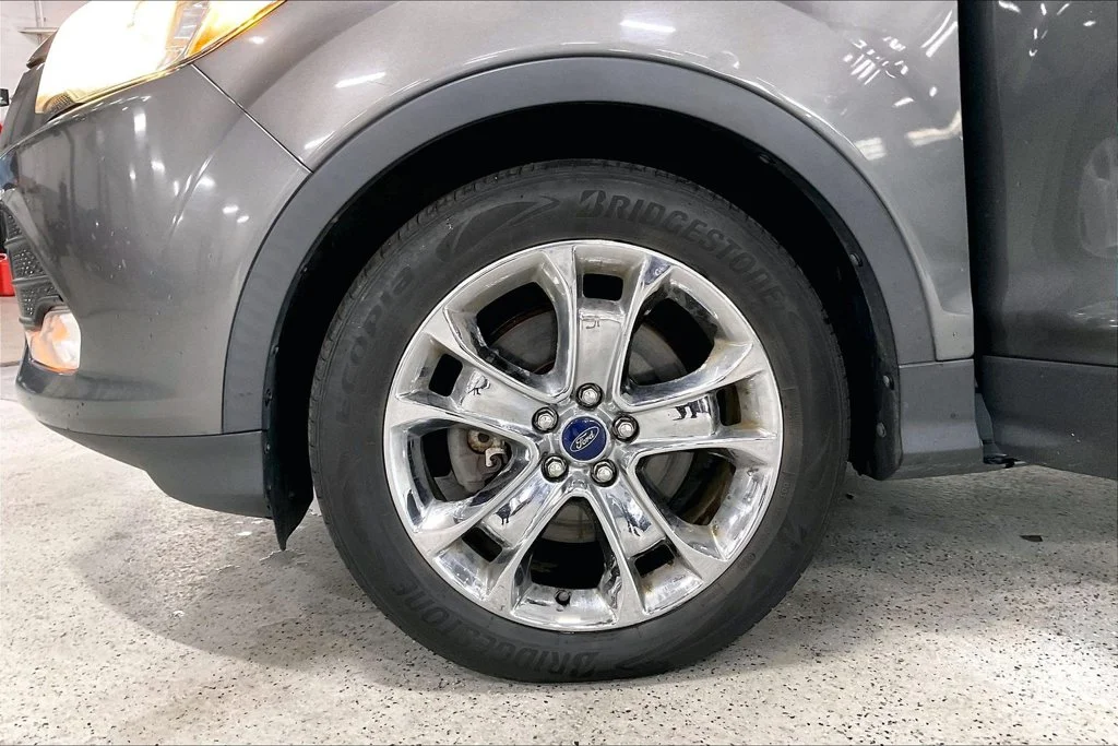 Used 2014 Gray Ford SE image 8