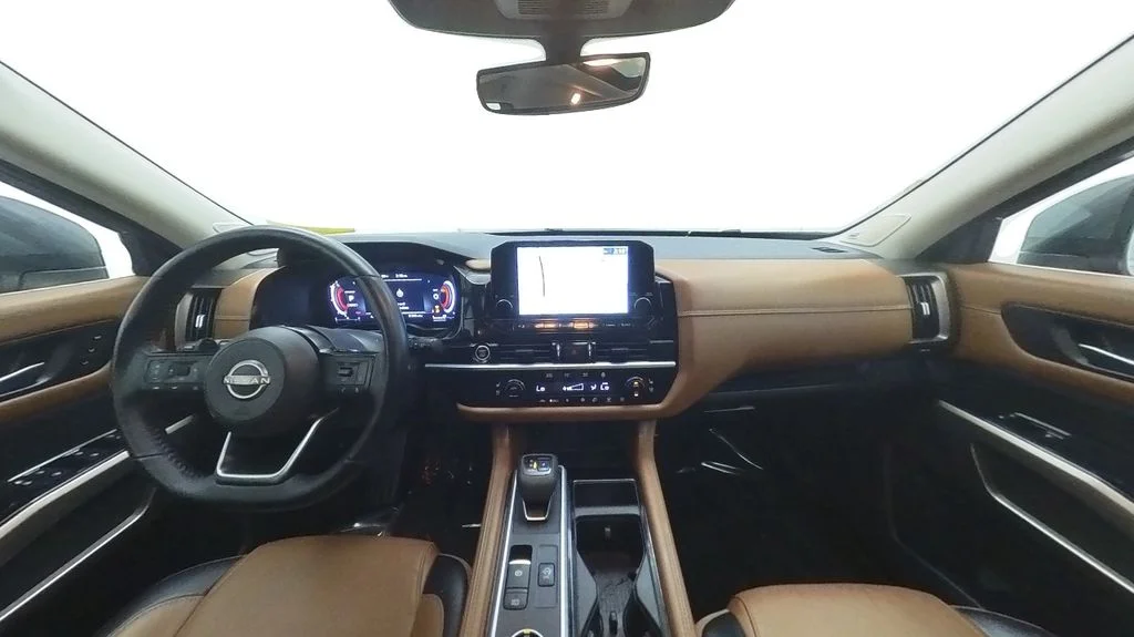 Certified Used 2023 Gray Nissan Platinum image 27