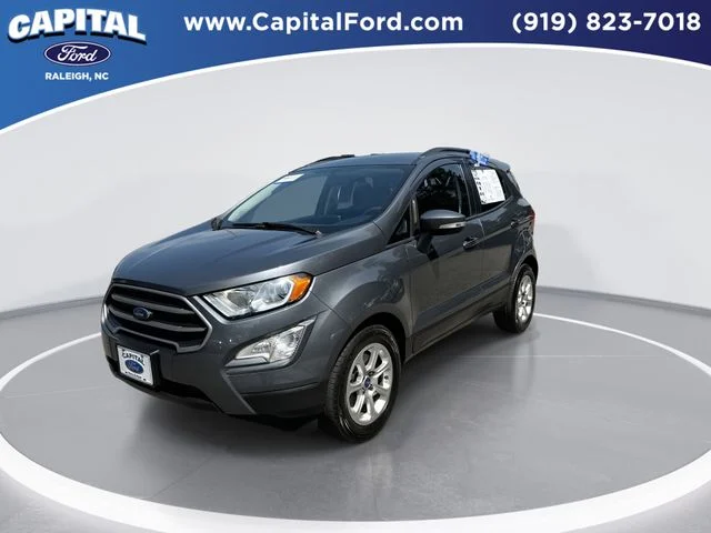 Used 2021  Ford SE image 4