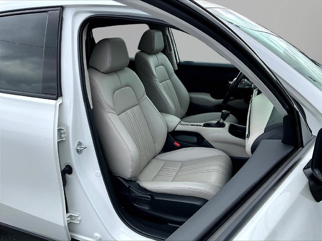 Used 2026 White Honda EX-L image 30