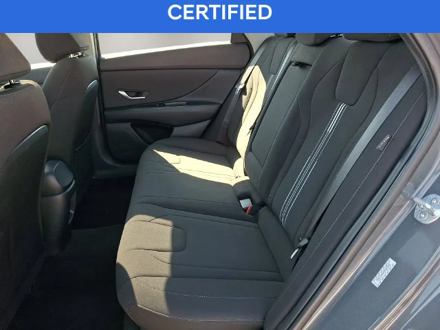 Used 2025 Gray Hyundai SEL Convenience image 9