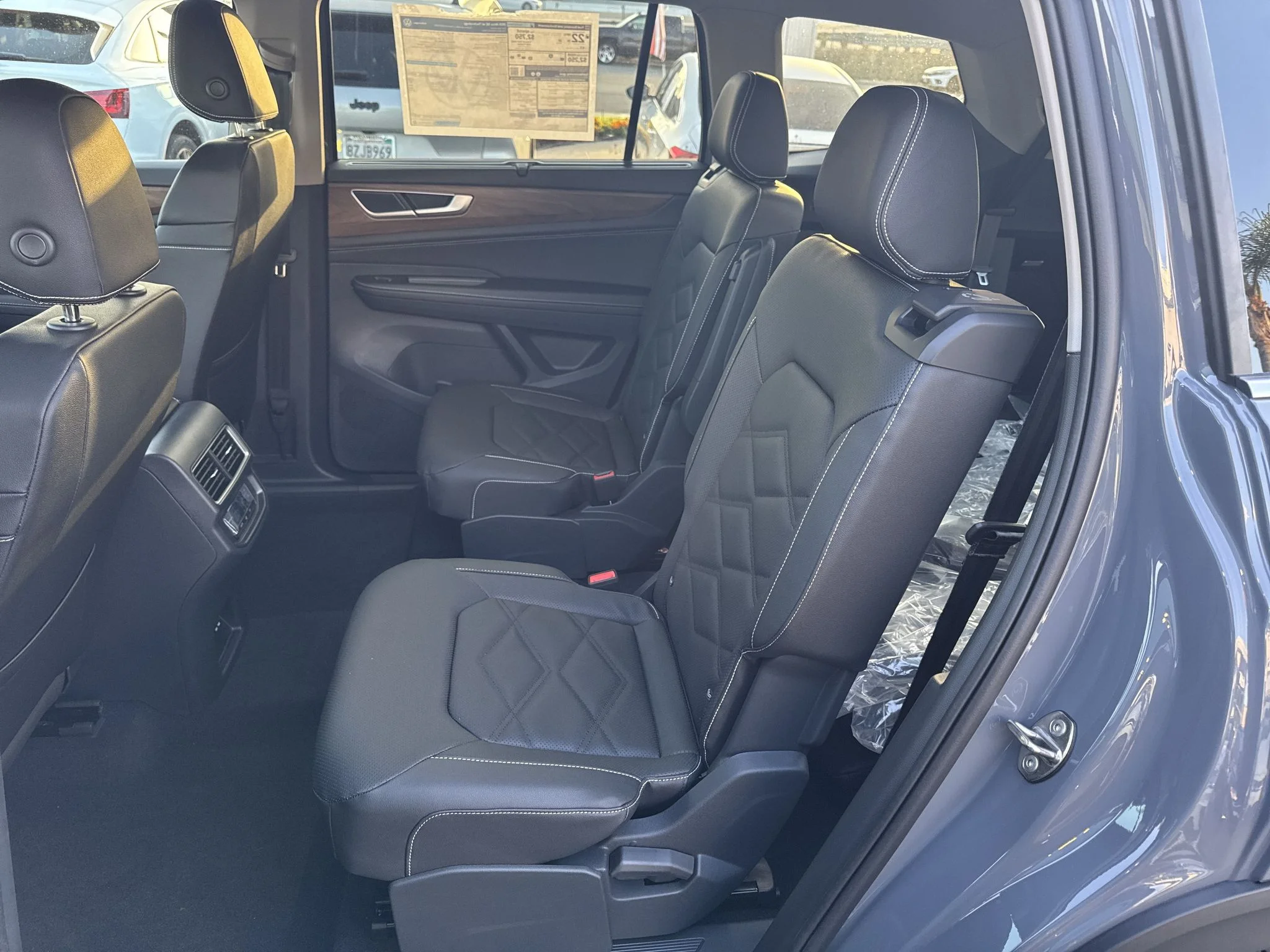 New 2026 Pure Gray Volkswagen 2.0T SE w/Technology image 32