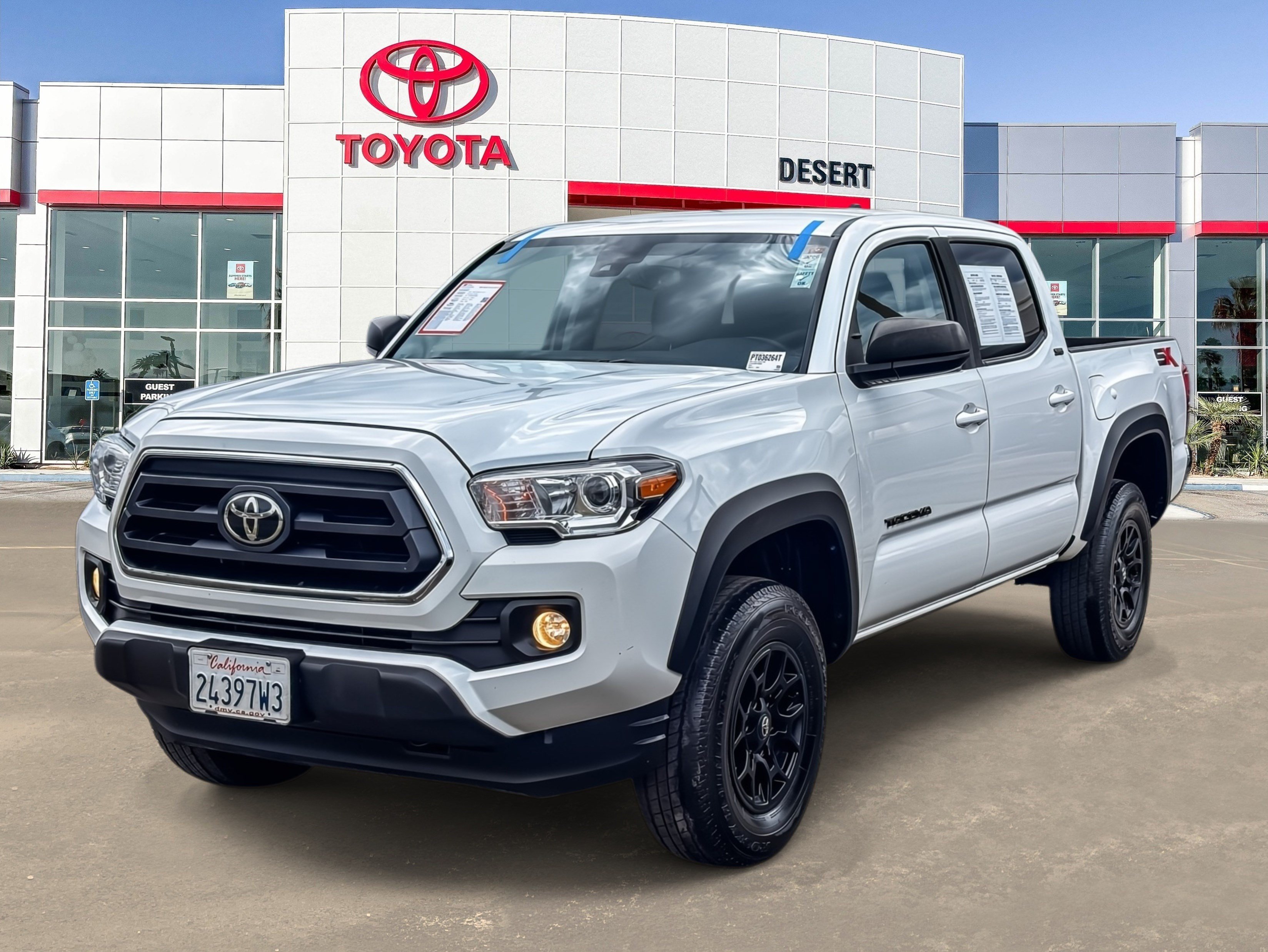 Used 2023 Ice Cap Toyota SR5 image 3