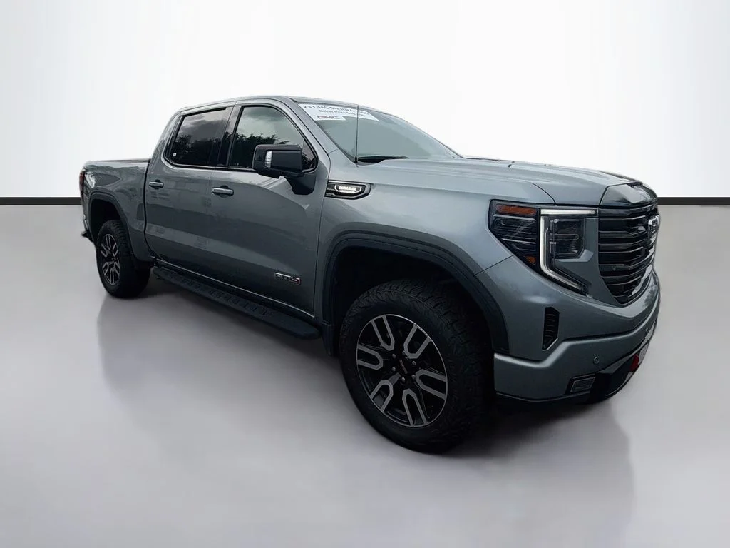 Used 2023 Sterling Metallic GMC AT4 image 3