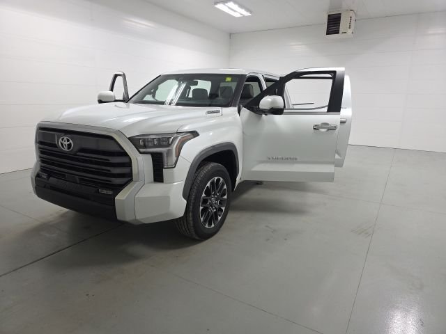 New 2026 Wind Chill Pearl <sup>1</sup> Toyota Tundra Limited image 11