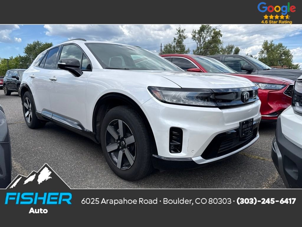 Used 2024 Snowfall Pearl Honda Touring image 1