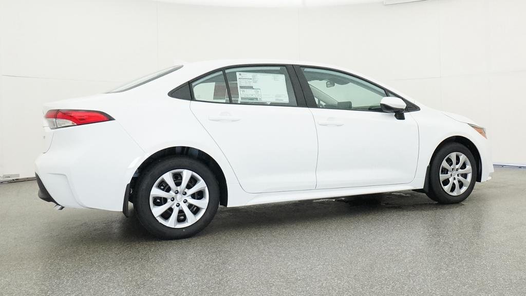 New 2026 Ice Cap Toyota LE image 15