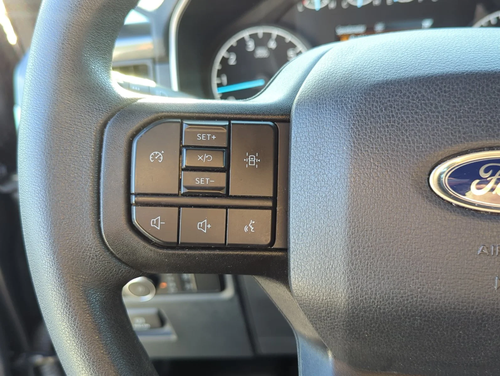Used 2021 Carbonized Gray Metallic Ford XL image 11