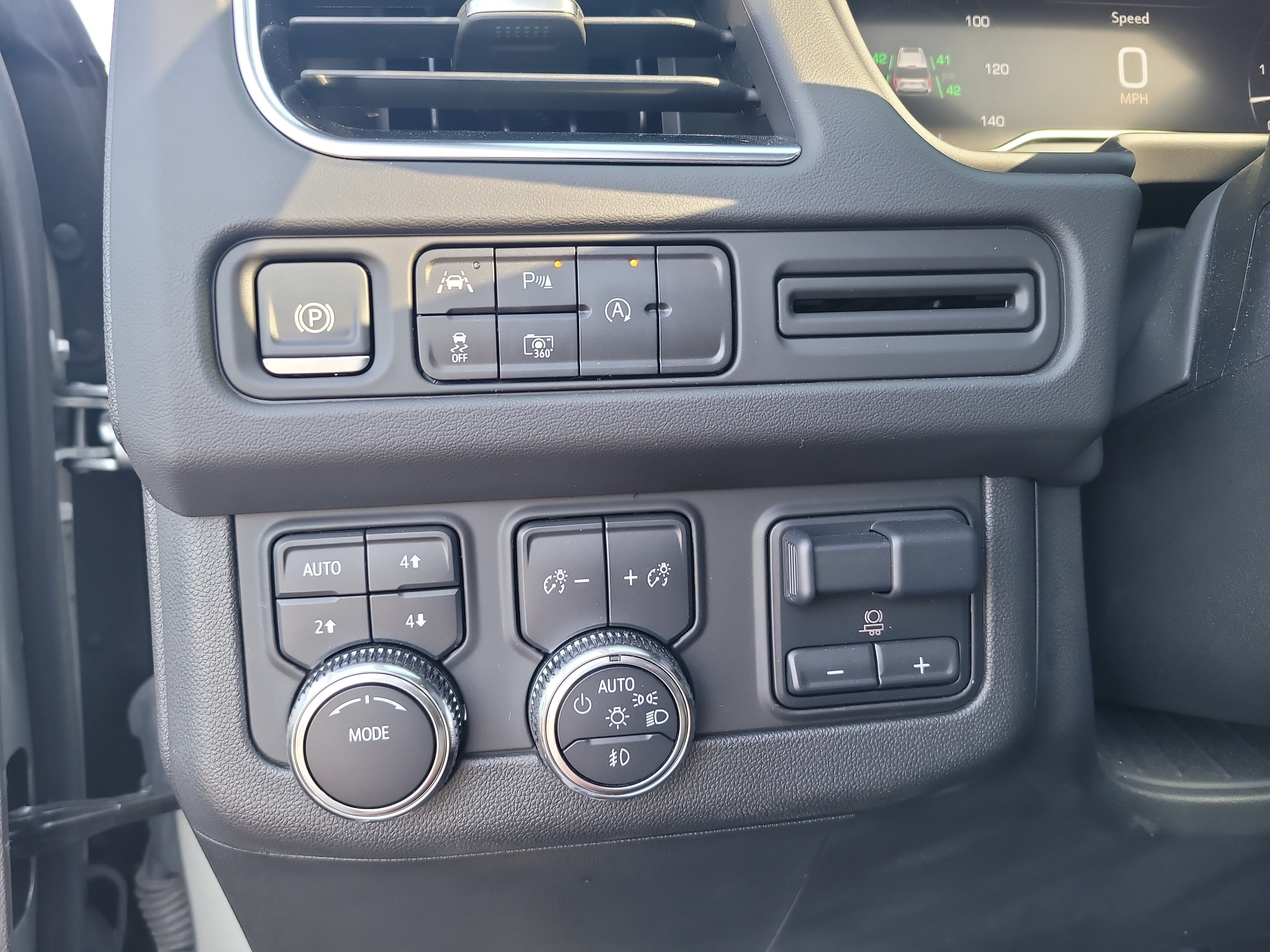 Used 2024 Sterling Metallic GMC SLT image 33