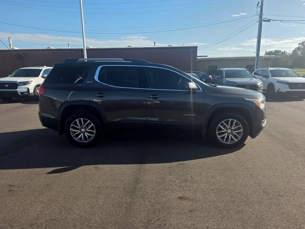 Used 2019 GMC Acadia SLE-2 with VIN 1GKKNSLS4KZ189953 for sale in Dover, OH