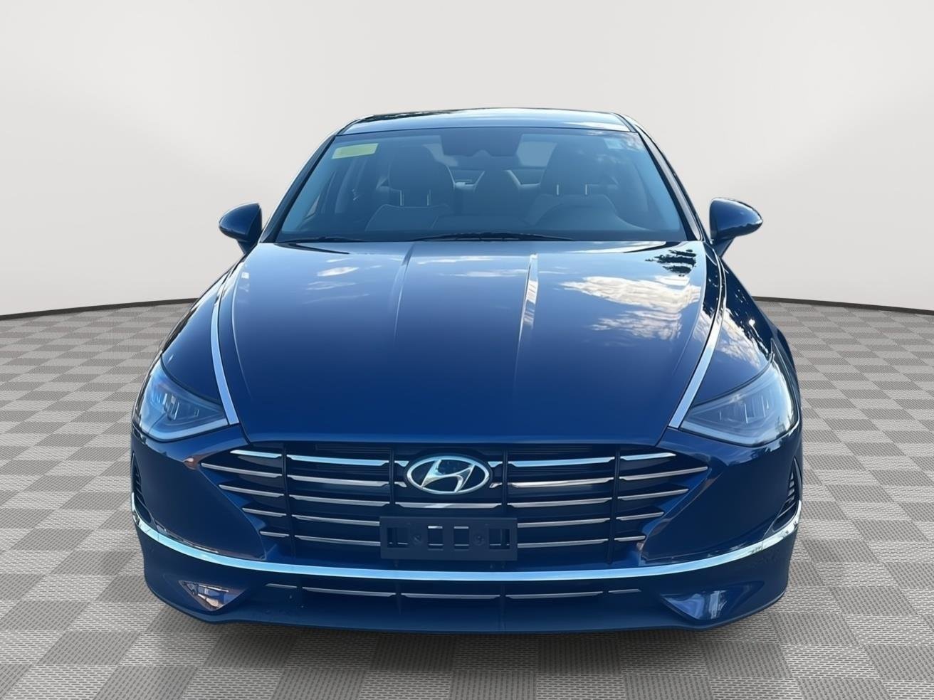 Used 2022 Stormy Sea Hyundai SE image 34
