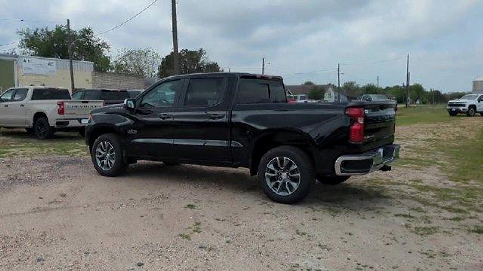 2026 Chevrolet Silverado 1500 LT - Photo 6