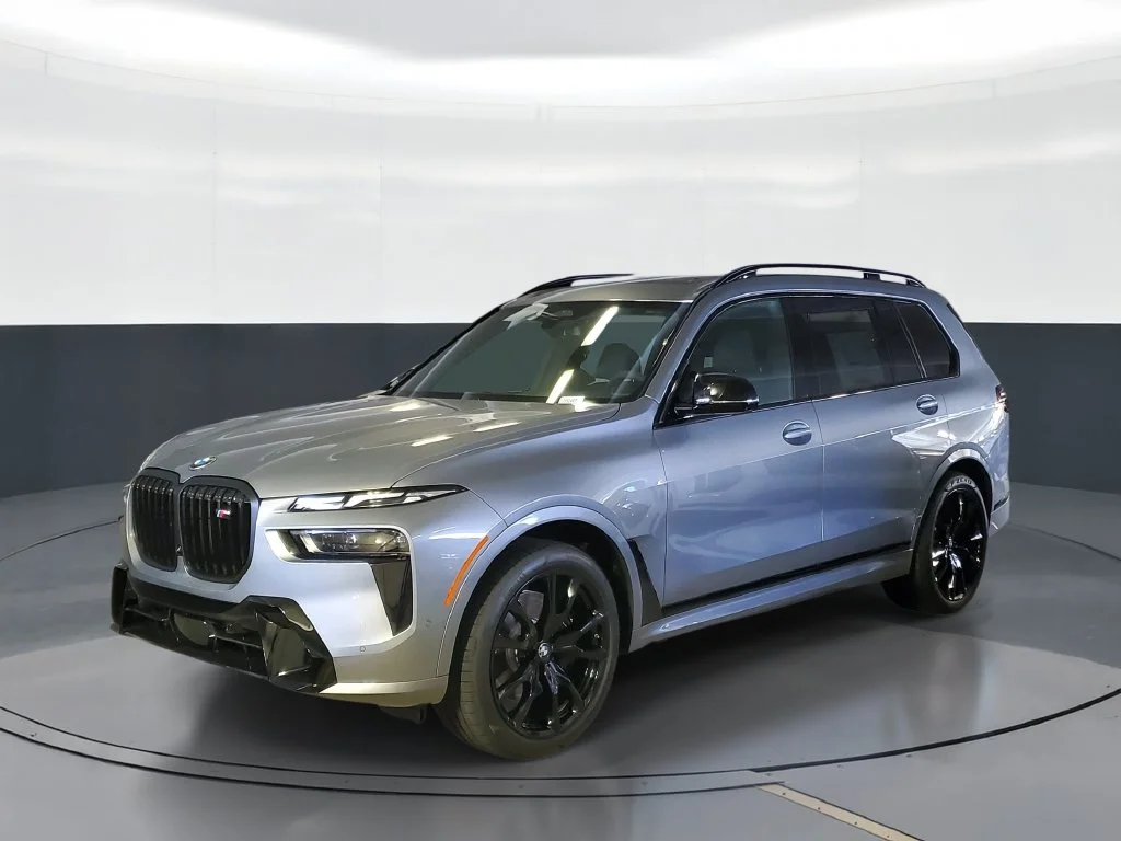 2027 BMW X7