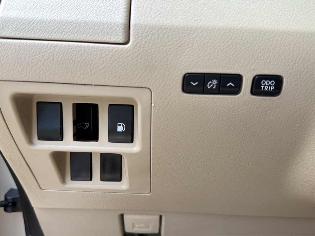Used 2010 Gold Lexus 350 image 22