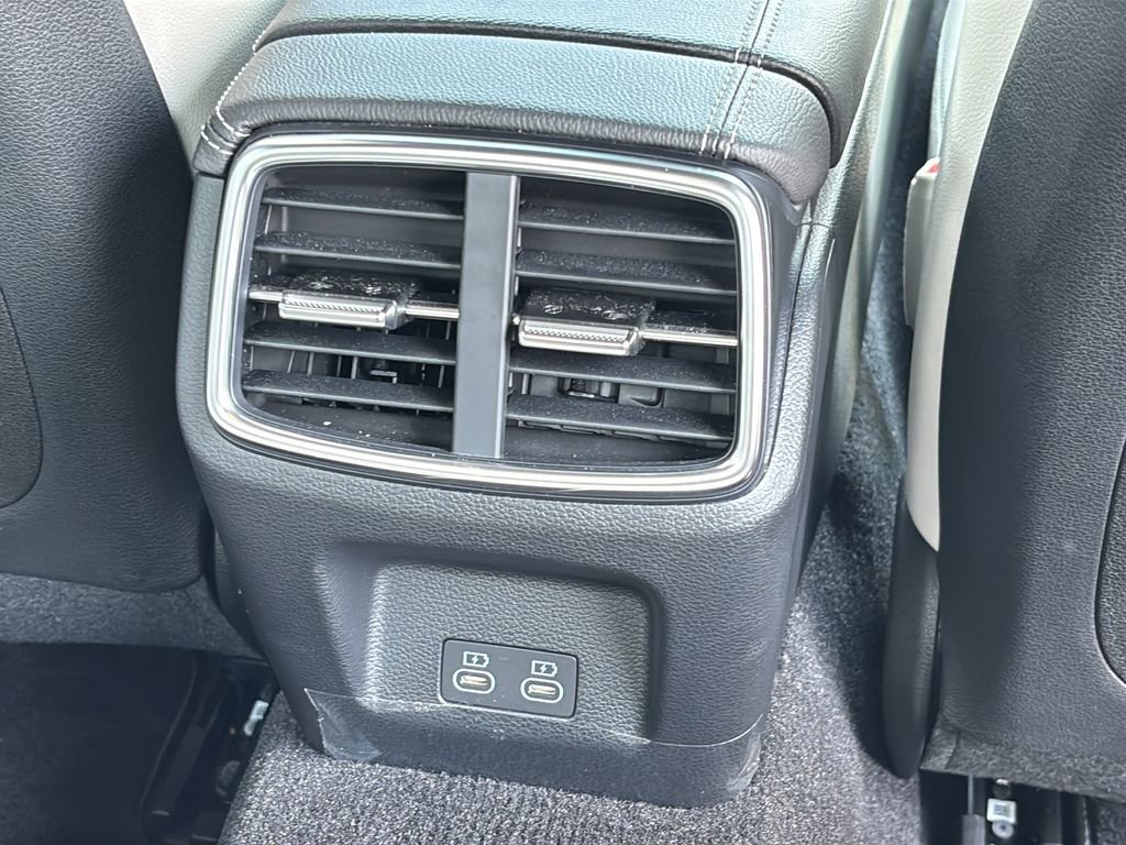 2025 GENESIS G70 Standard - Photo 43