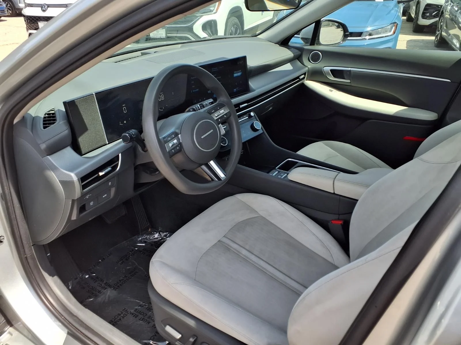 Used 2024 Silver Hyundai SEL image 16