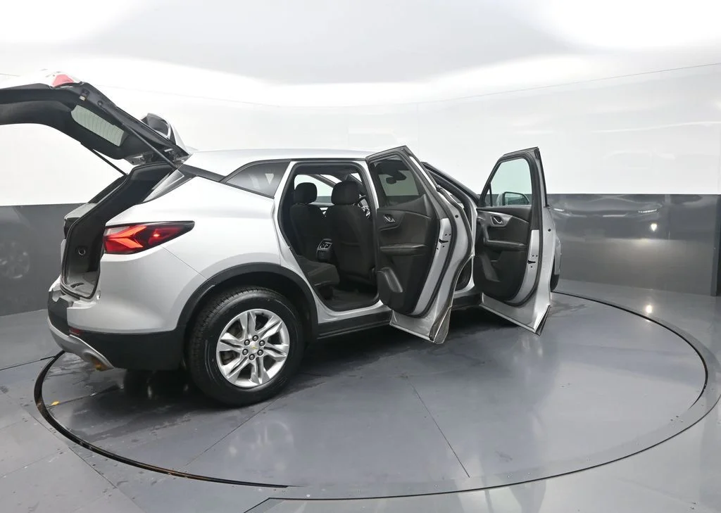 Used 2021 Silver Chevrolet LT image 35