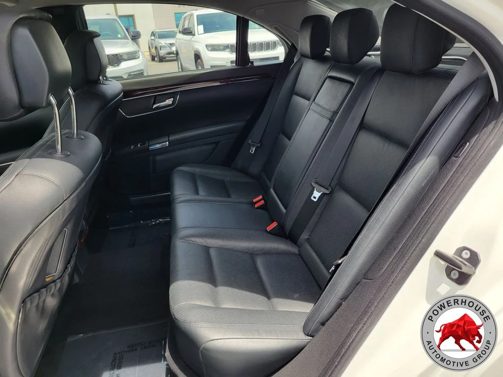 Used 2011 White Mercedes-Benz S 550 image 14