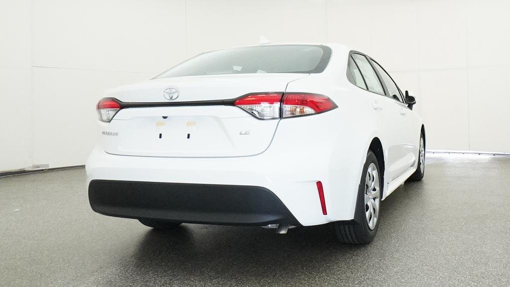 New 2026 Ice Cap Toyota LE image 21