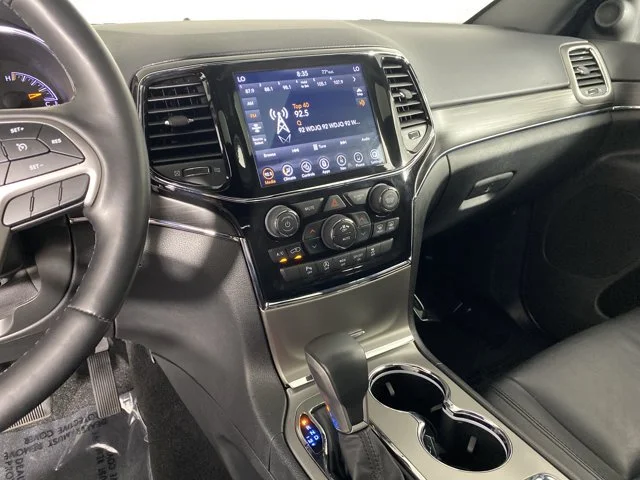 Used 2022 Black Jeep Limited image 29