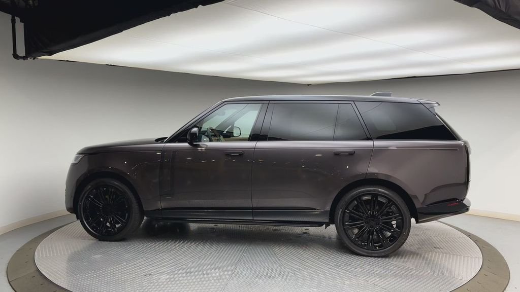 New 2026 Charente Grey LAND ROVER SE 7 Seats image 5