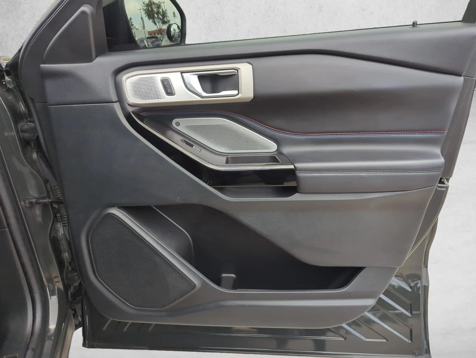 Used 2024 Forged Green Metallic Ford ST image 28