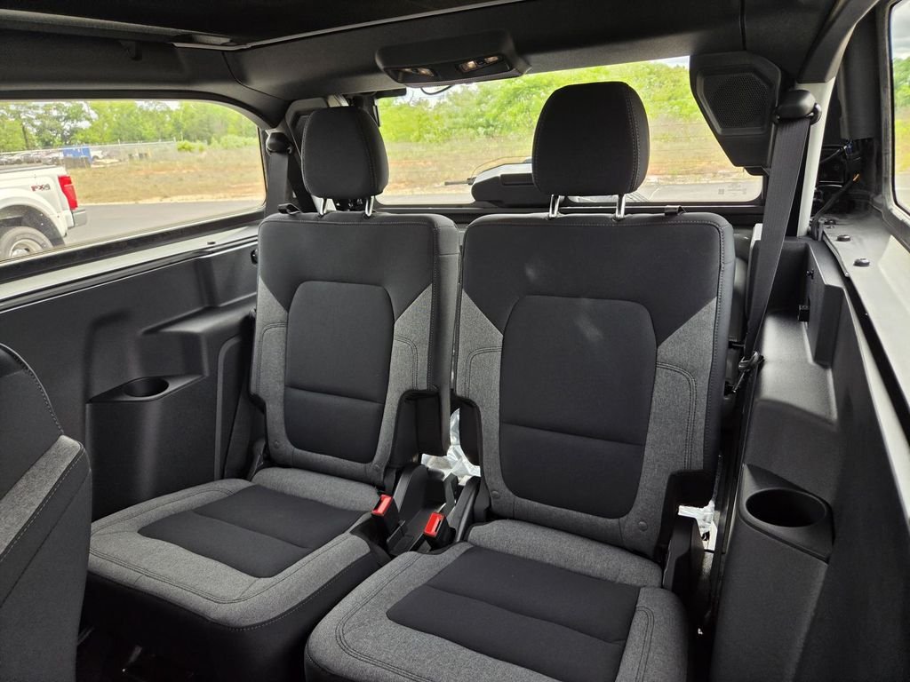 New 2026 Avalanche Gray Ford Base image 35