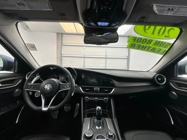 Used 2019 Blue Alfa Romeo Ti Sport image 3