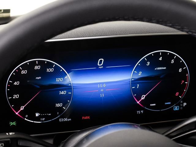 New 2026 Polar White Mercedes-Benz GLC 300 image 64