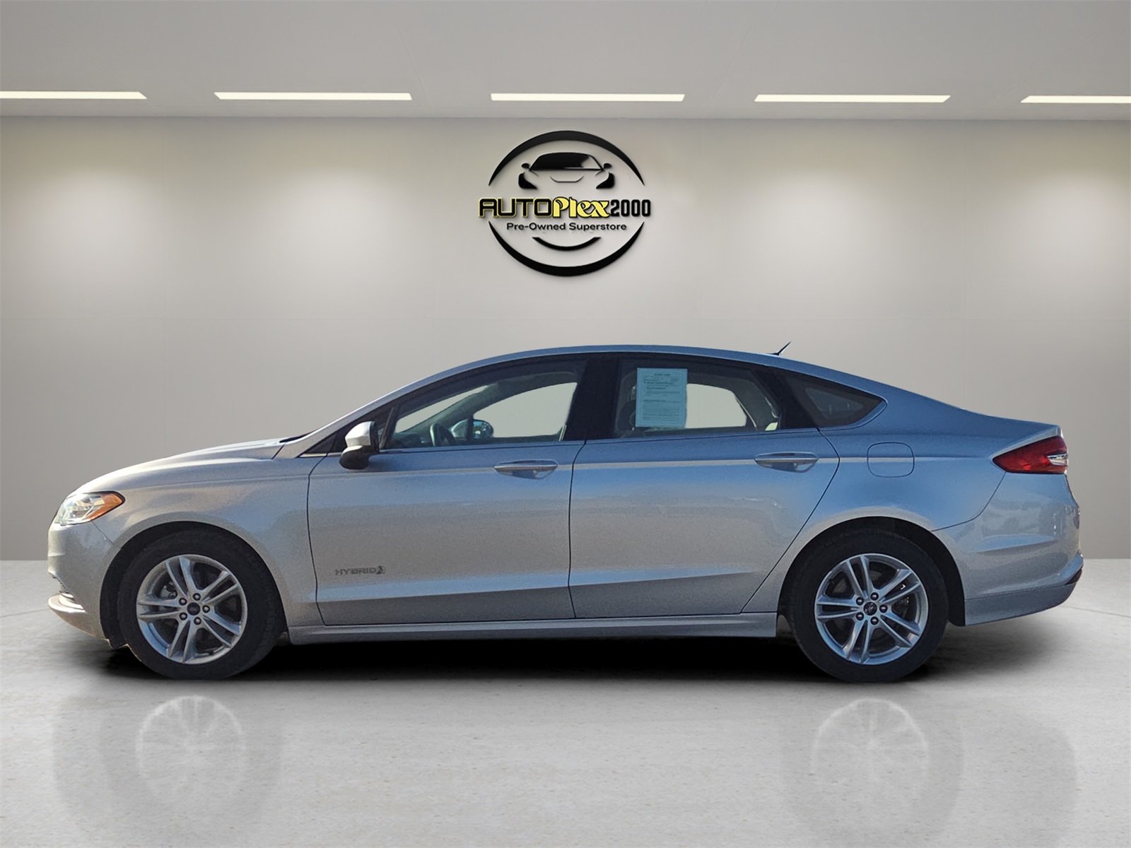 2018 Ford Fusion Hybrid S photo 4