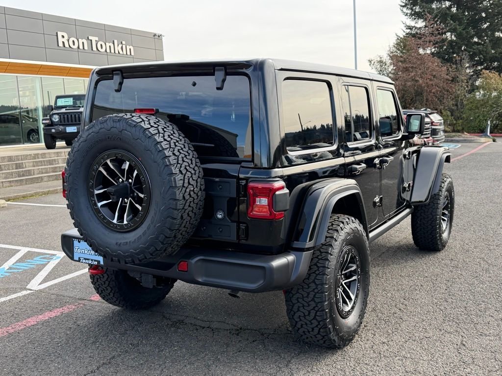 New 2026 Black Clear-Coat Exterior Paint Jeep Rubicon image 8