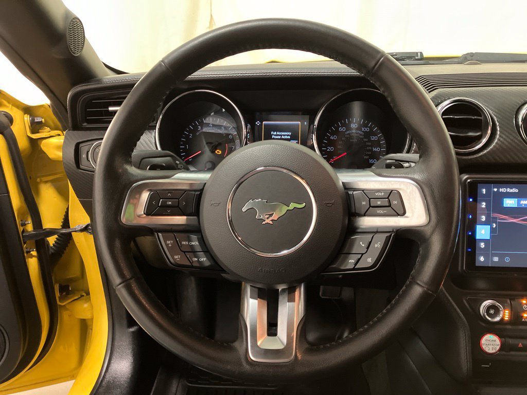 Used 2016 Yellow Ford V6 image 4
