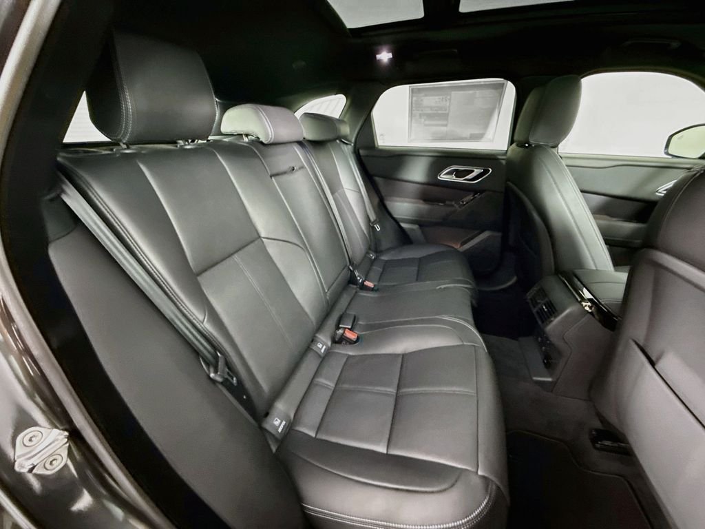 New 2026 Carpathian Grey Land Rover  image 29