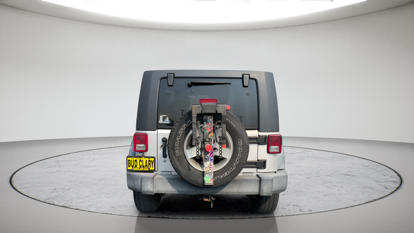 Used 2008 Silver Jeep Unlimited X image 6