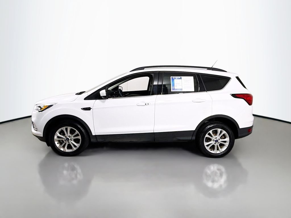 Used 2019 Oxford White Ford SEL image 9