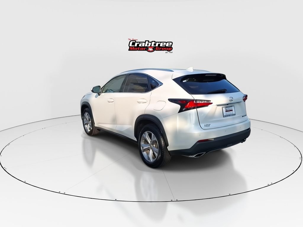 Used 2017 White Lexus 200t image 6